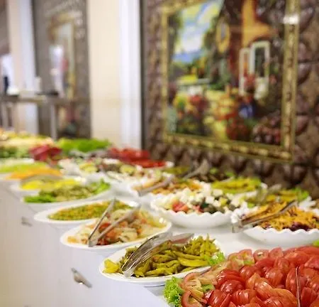 Отель Fafa Hotel 3*